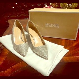 Michael Kor’s -Flex Kitten Pump